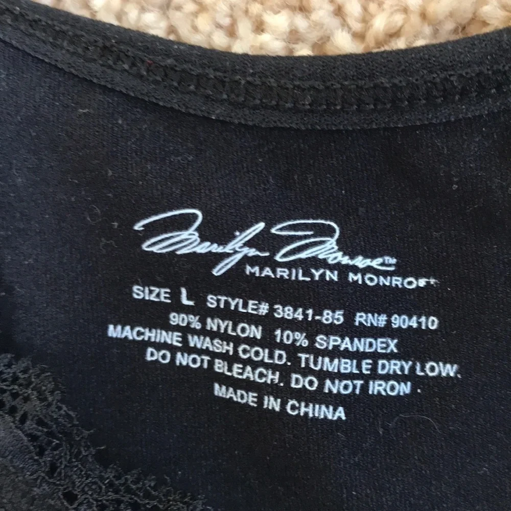NWT! MARILYN MONROE size L black stretchy slip